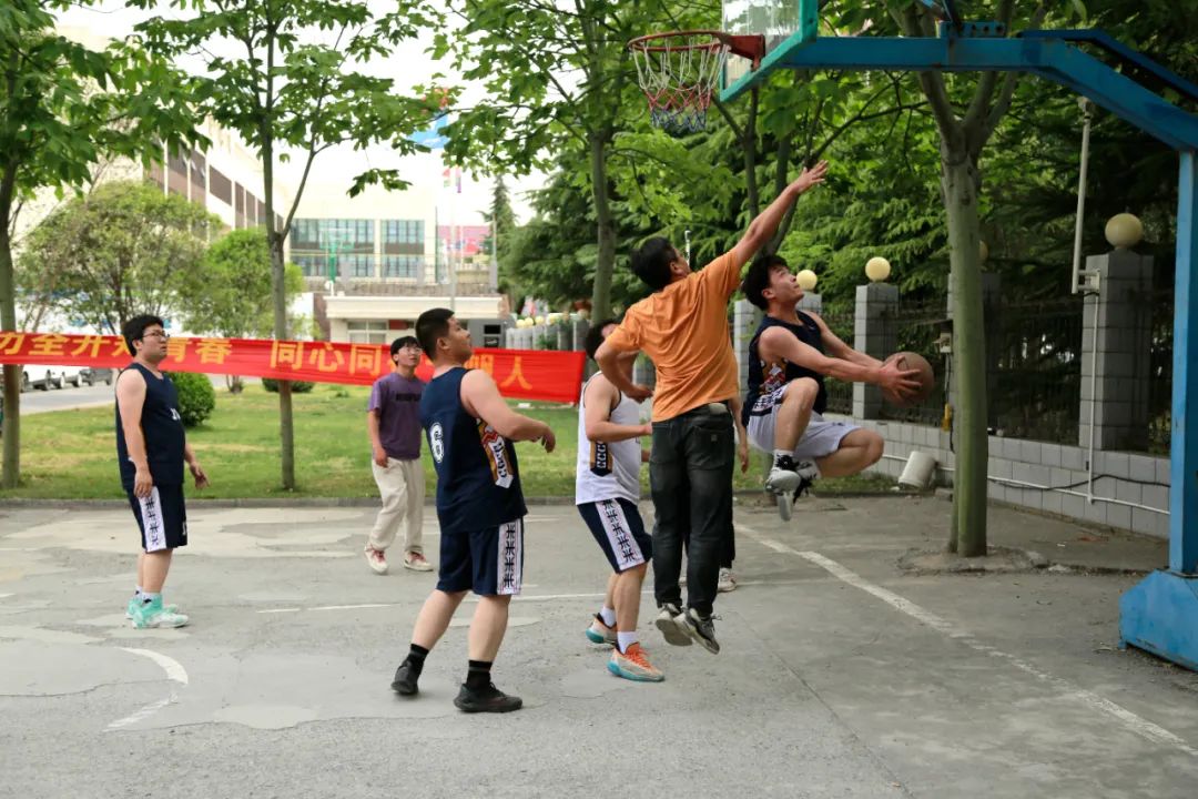 上海山美股份2025春季运动会火热启幕！拔河、篮球预赛燃情开战