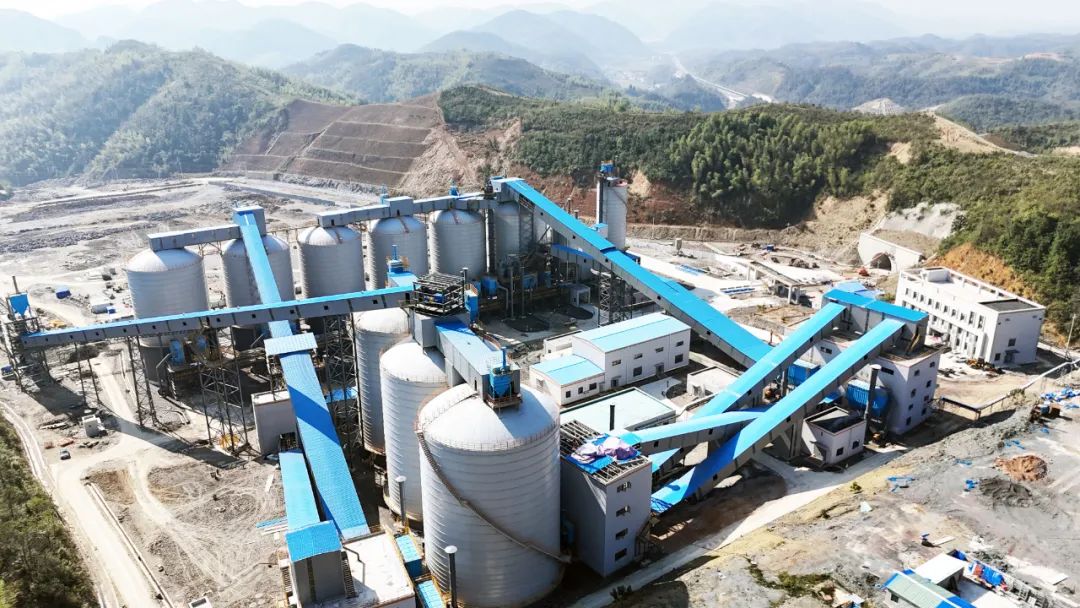 上海推动垃圾分类系统化、精细化，从理念倡导到全民行动