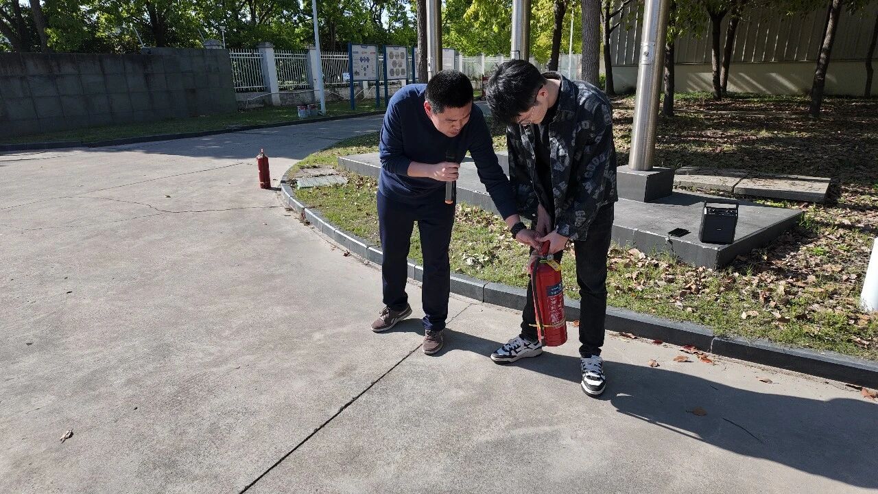 安全为基，温情为帆——上海山美股份四月“暖企行动”侧记